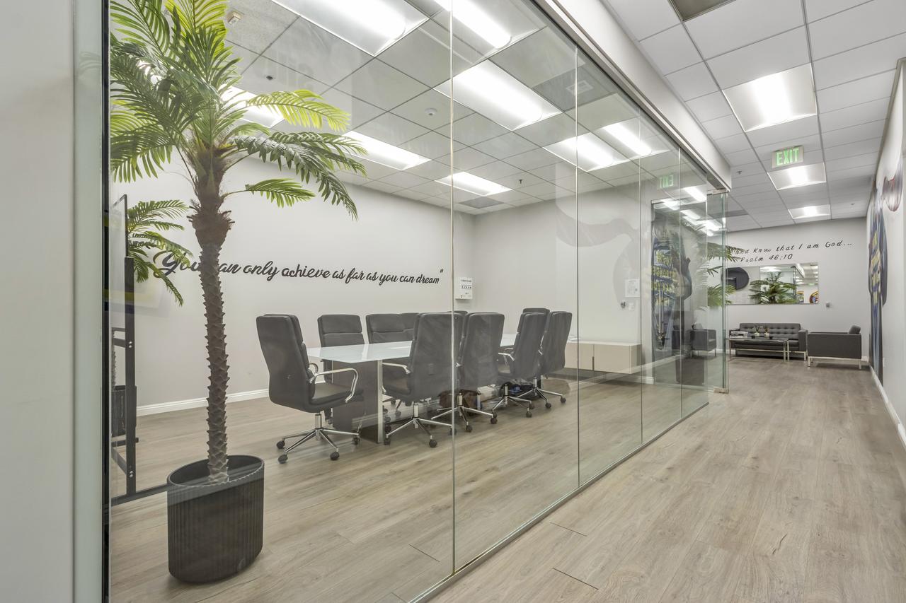 Hope Springs Wellness meeting room
