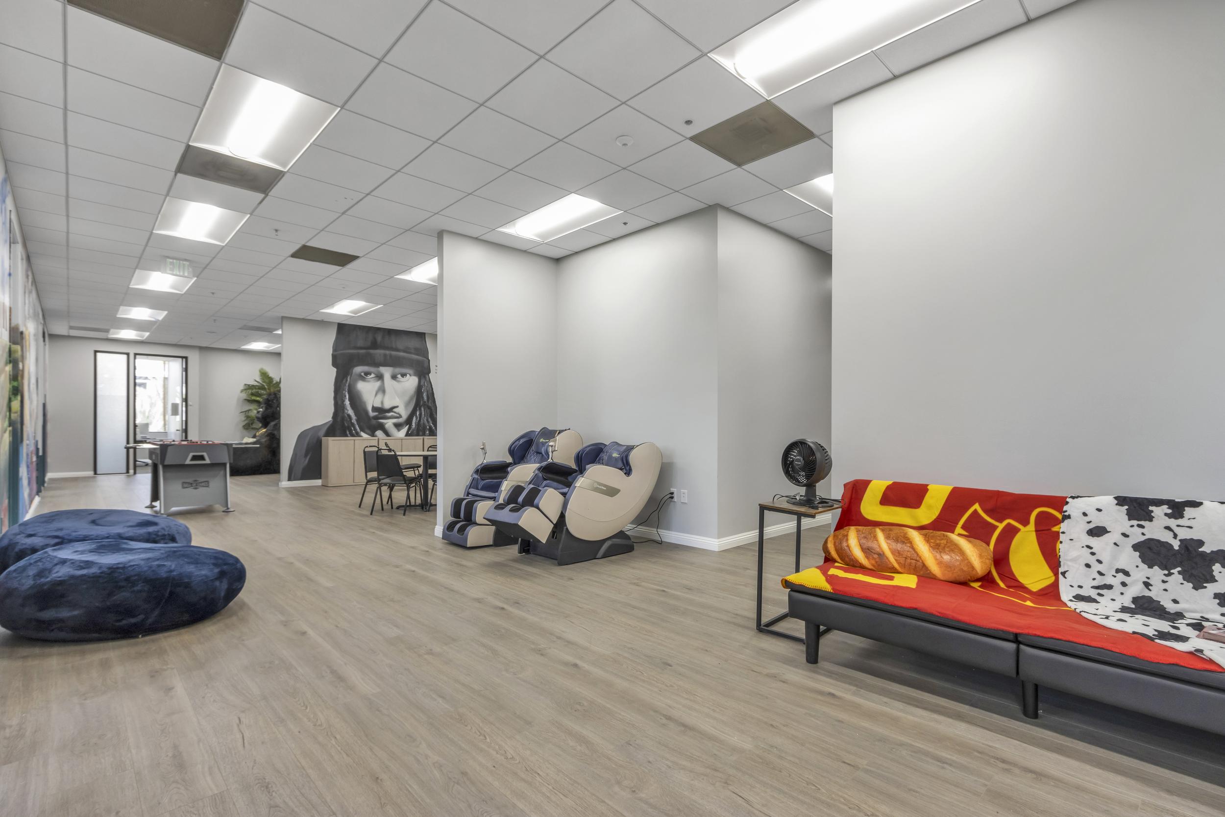 Hope Springs Wellness lounge