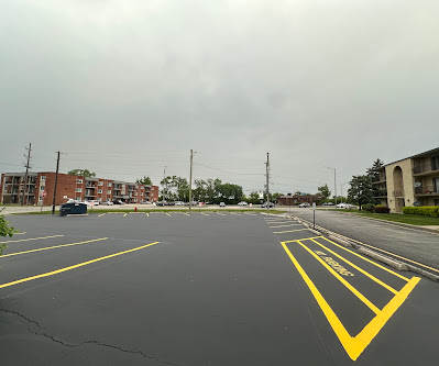 Multi-space lot