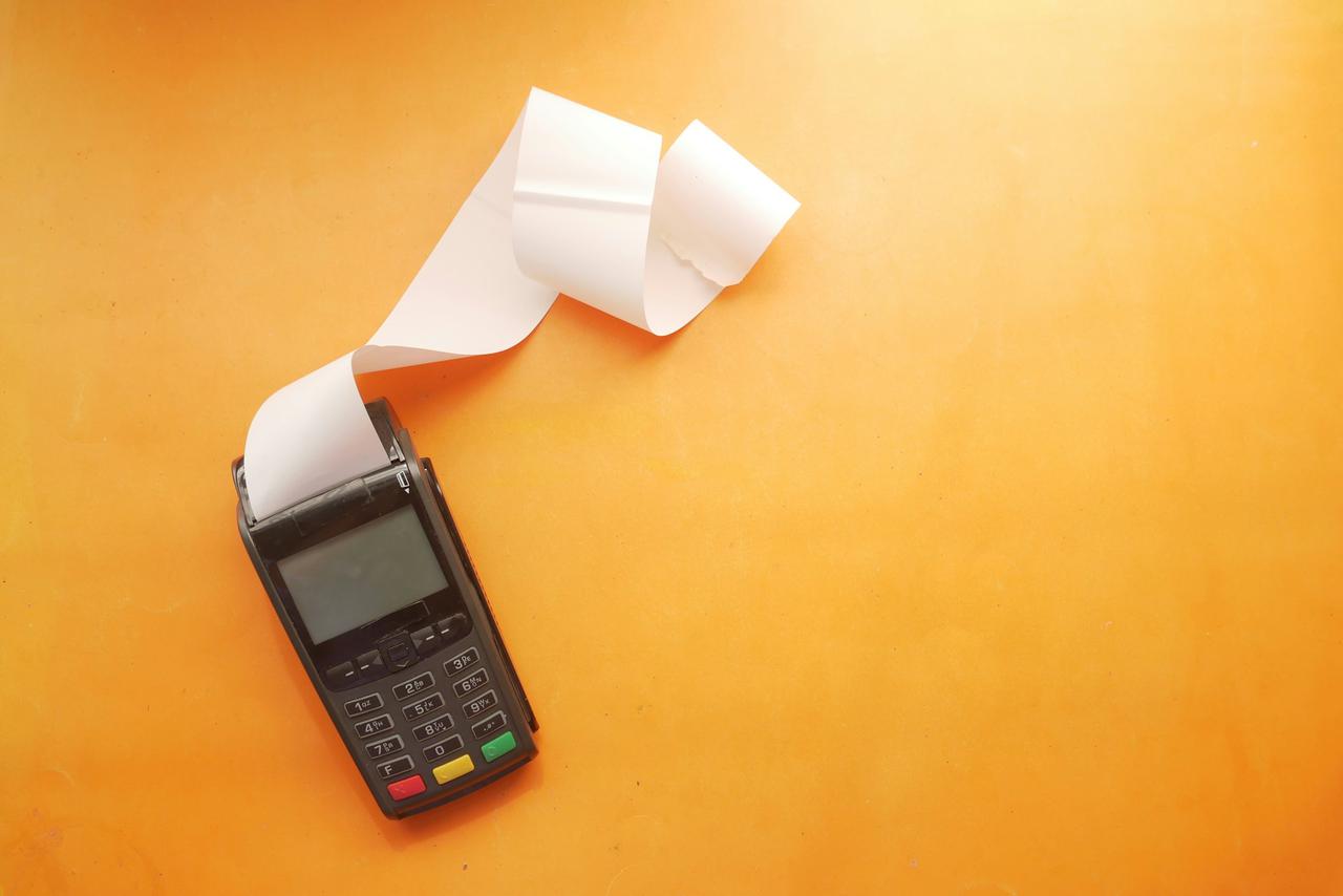 <span style="color:rgba(255, 255, 255, 1)"><span class="display-font" style="color:inherit;display:inline-block">What Self Employed business Deductions Can You Deduct?</span></span>