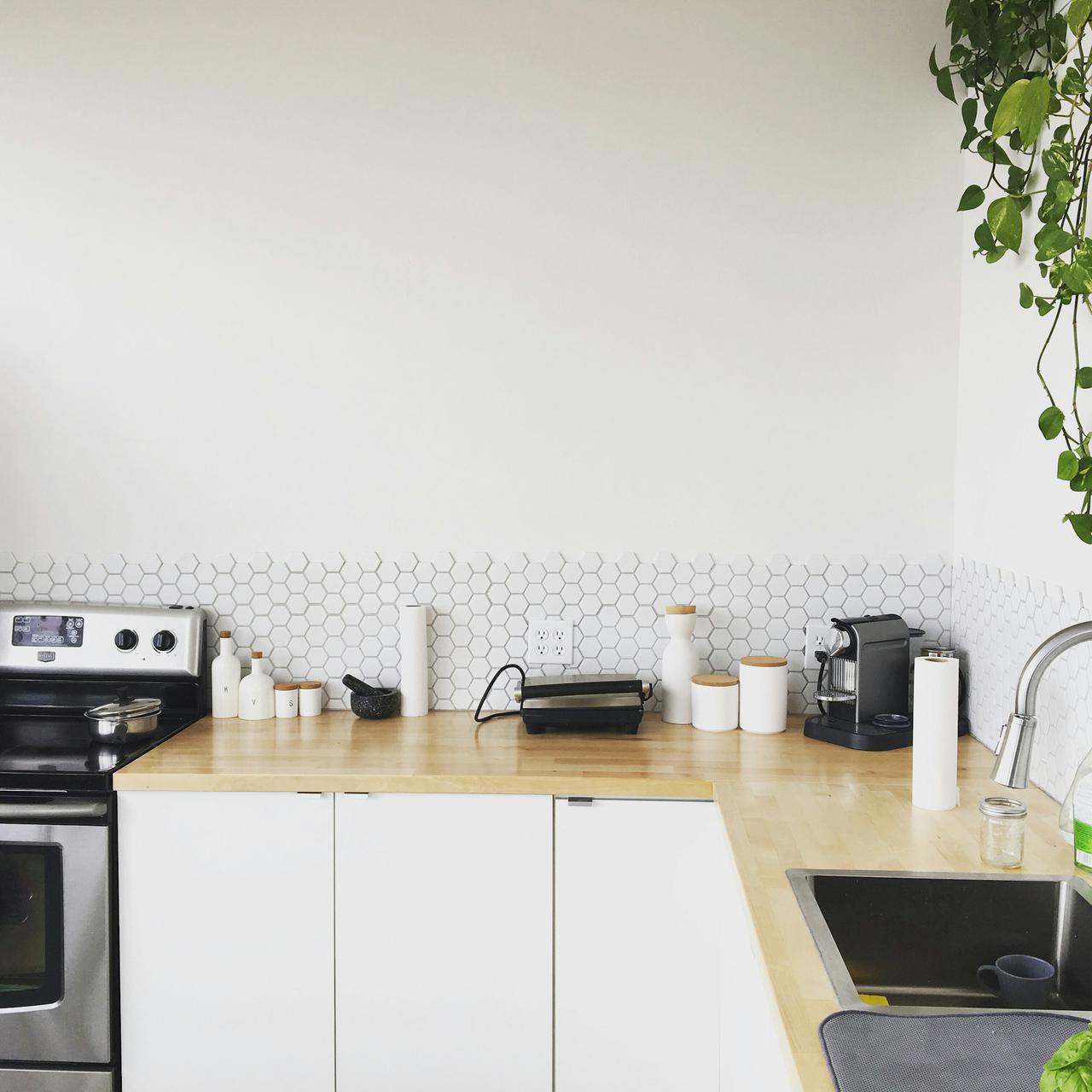 Cute kitchen.