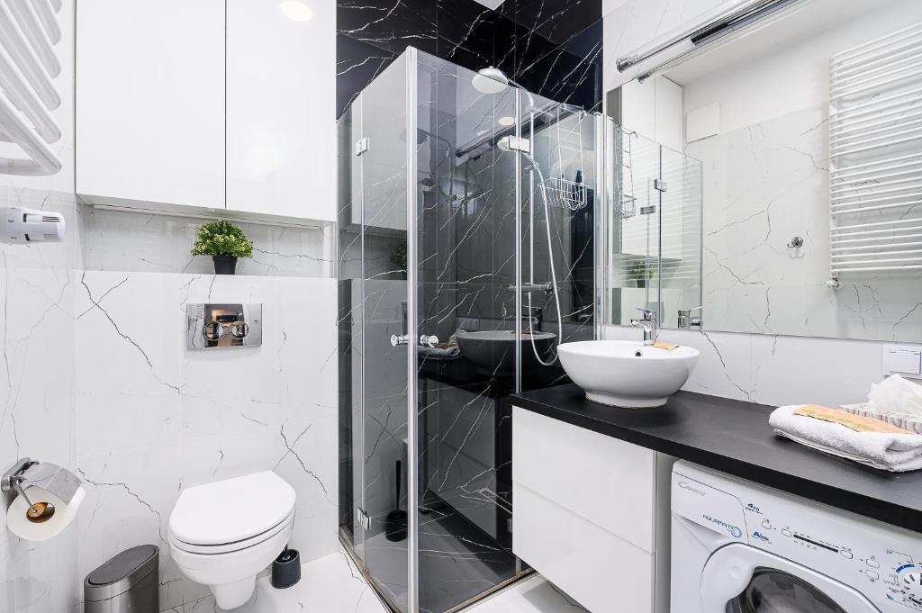 bathroom-n.jpg