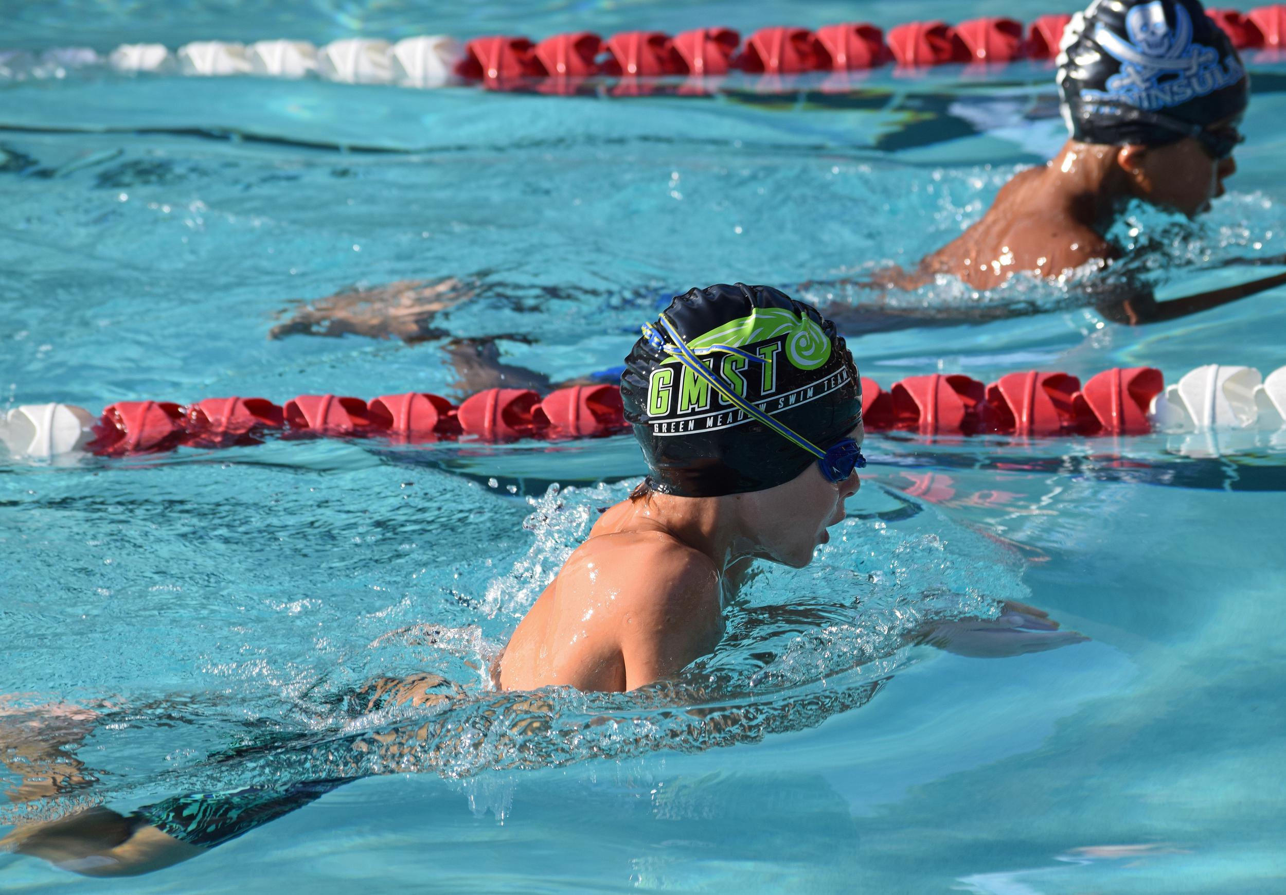 0ffb4226-97fc-11e7-8dcd-0242ac110003-young-swimmer-2504990.jpg