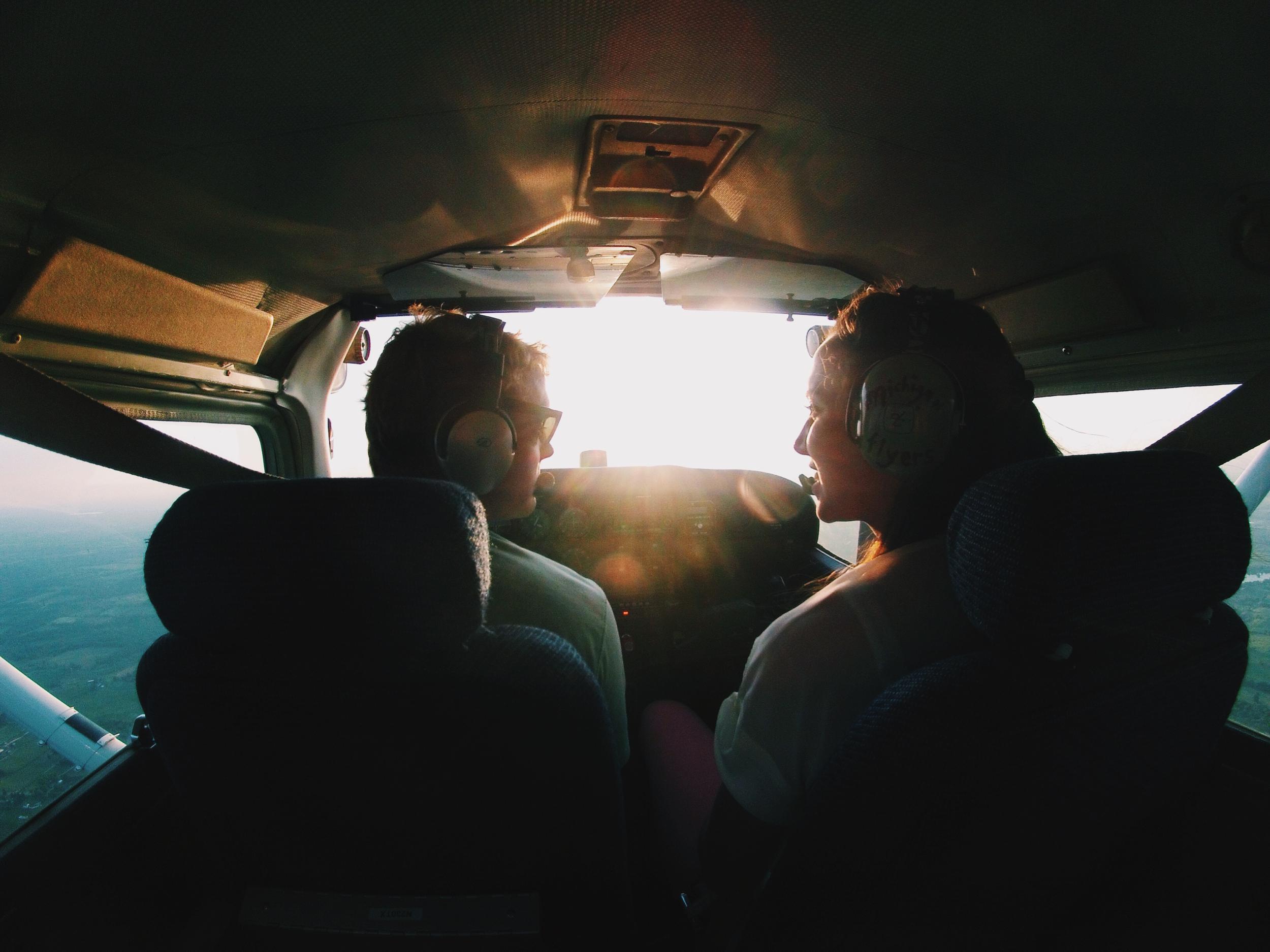 8417a67a-1559-11e7-9e29-0242ac11000d.sky-flying-summer-aviation.jpg