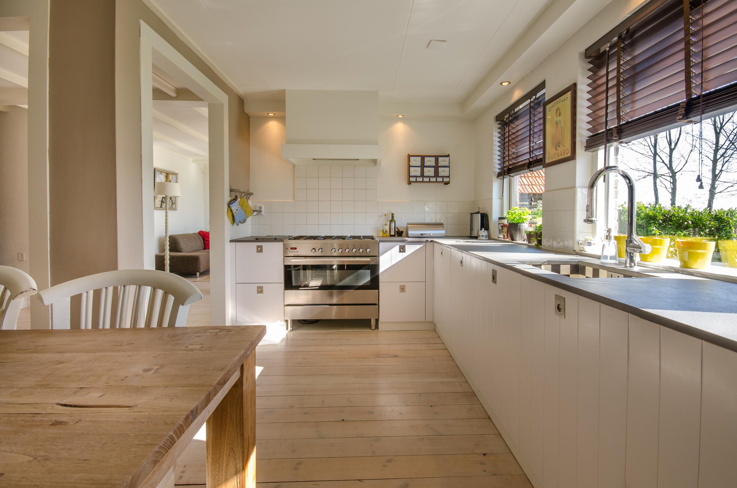 66d281de-a52d-11e7-83e1-0242ac110003-kitchen.jpg
